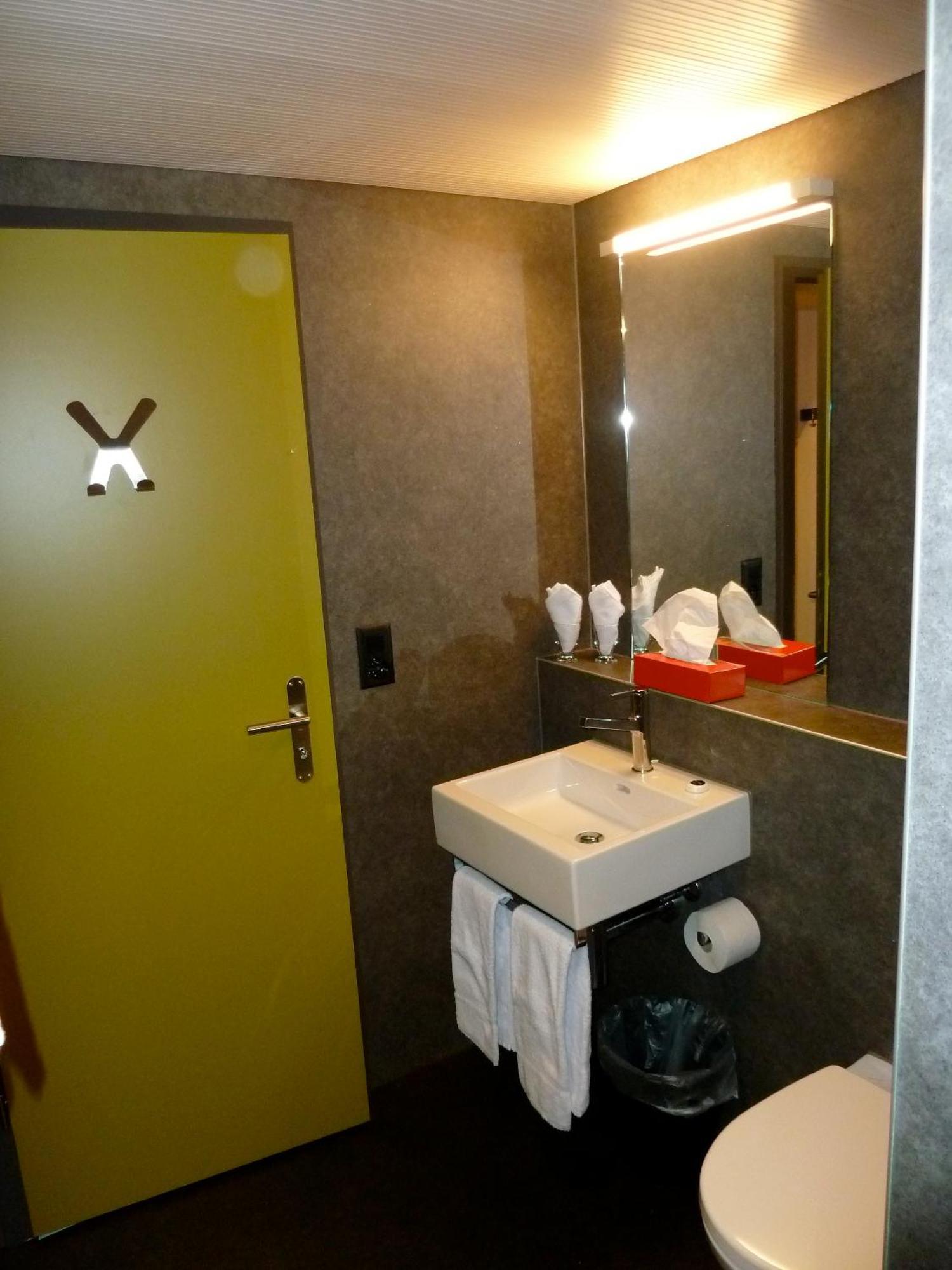 Gasthaus Sternen Rafz Room photo